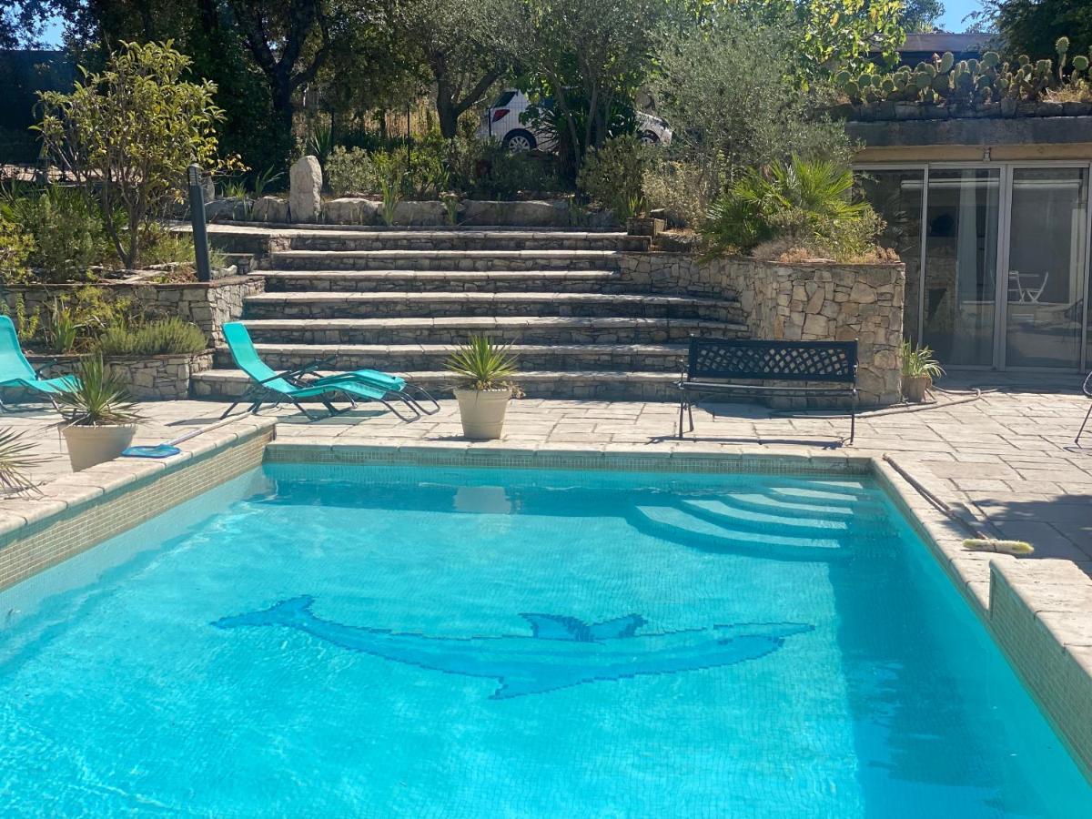 Villa Nimes Exterior photo